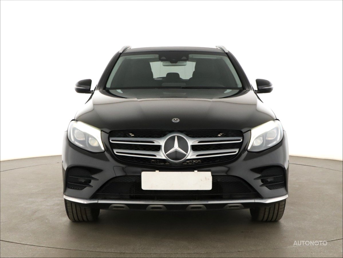 Mercedes-Benz GLC, 2017 - pohled č. 2