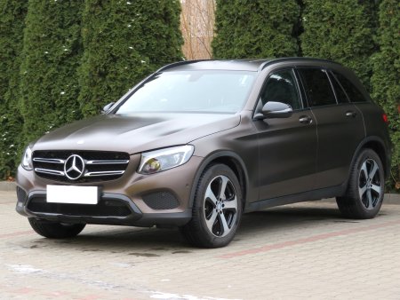 Mercedes-Benz GLC, 2016 - pohled č. 3