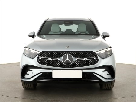 Mercedes-Benz GLC, 2024 - pohled č. 2