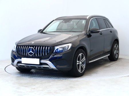 Mercedes-Benz GLC, 2016 - pohled č. 3
