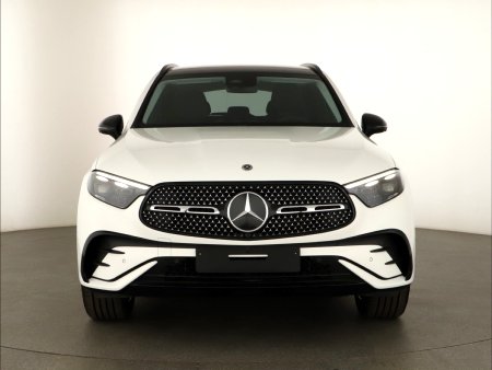 Mercedes-Benz GLC, 2025 - pohled č. 2