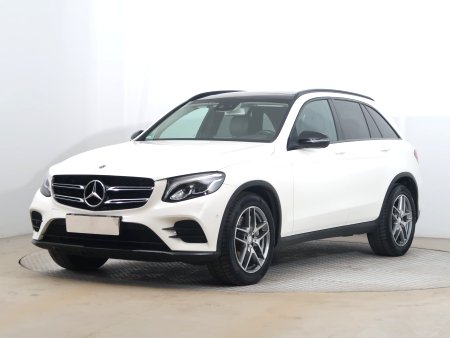 Mercedes-Benz GLC, 2017 - pohled č. 3