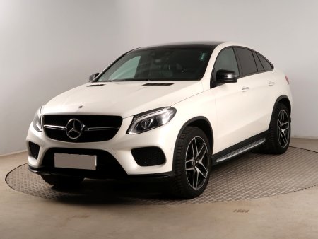 Mercedes-Benz GLE coupe, 2017 - pohled č. 3
