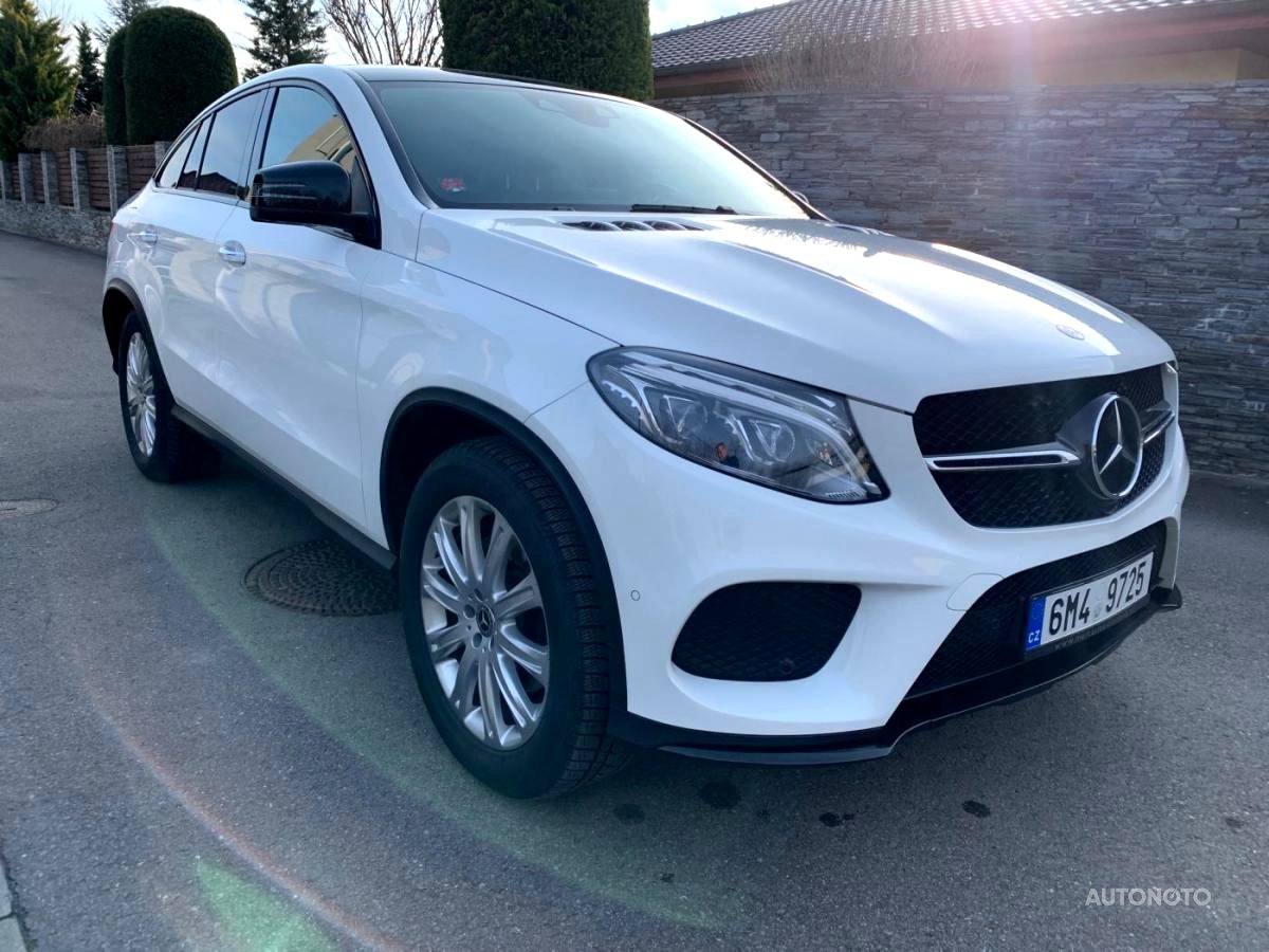 Mercedes-Benz GLE, 2018 - pohled č. 2