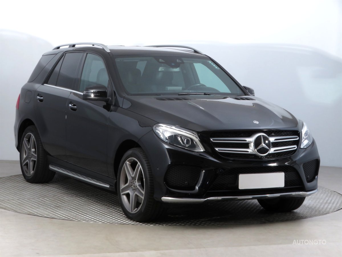 Mercedes-Benz GLE, 2017 - celkový pohled