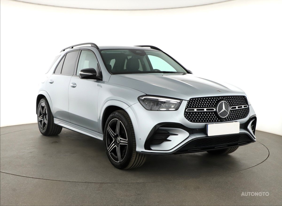 Mercedes-Benz GLE, 2024 - celkový pohled