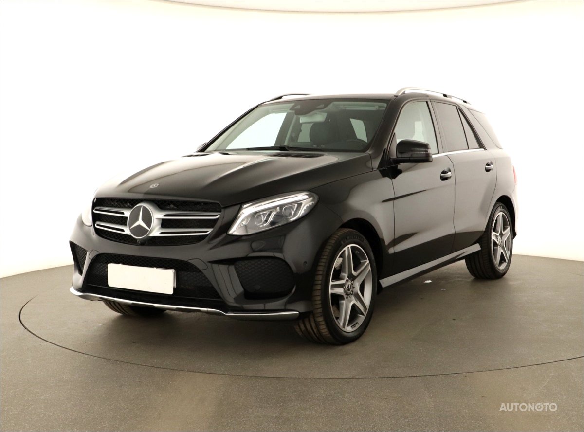 Mercedes-Benz GLE, 2017 - pohled č. 3
