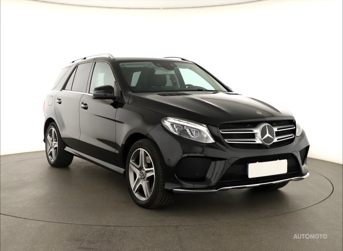Mercedes-Benz GLE, 2017 - celkový pohled