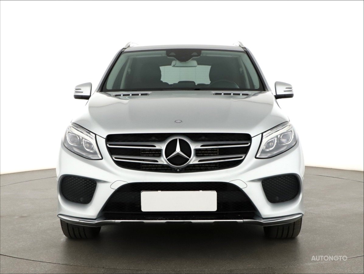 Mercedes-Benz GLE, 2015 - pohled č. 2