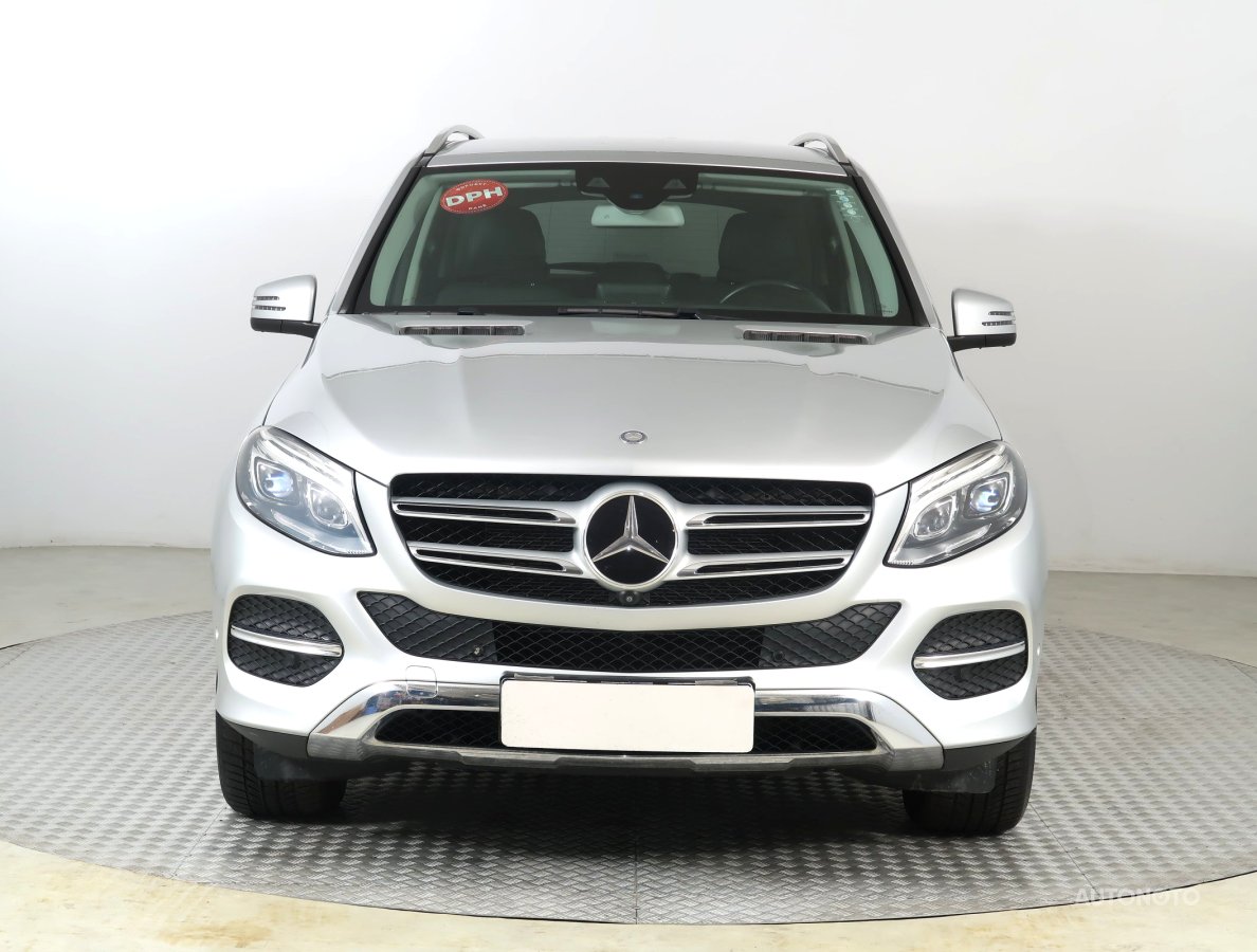 Mercedes-Benz GLE, 2016 - pohled č. 2