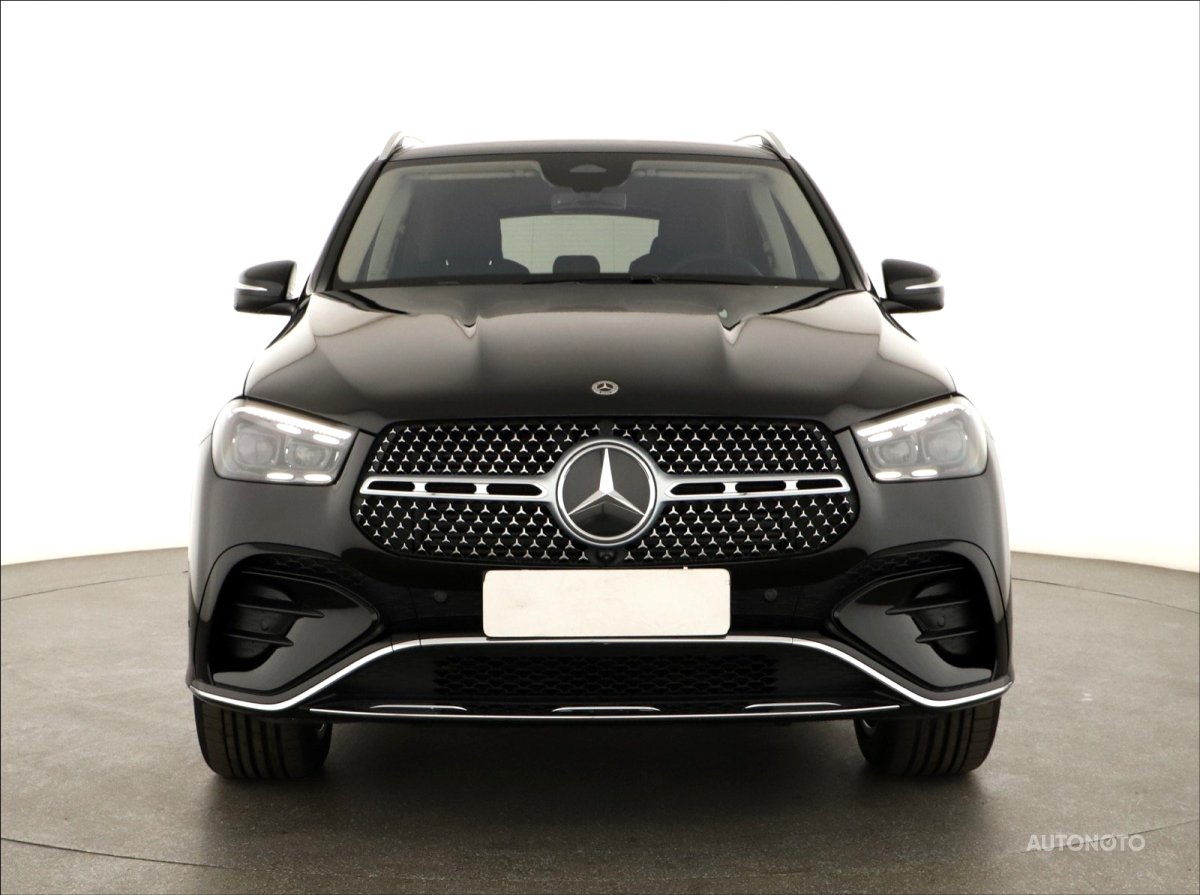 Mercedes-Benz GLE, 2024 - pohled č. 2