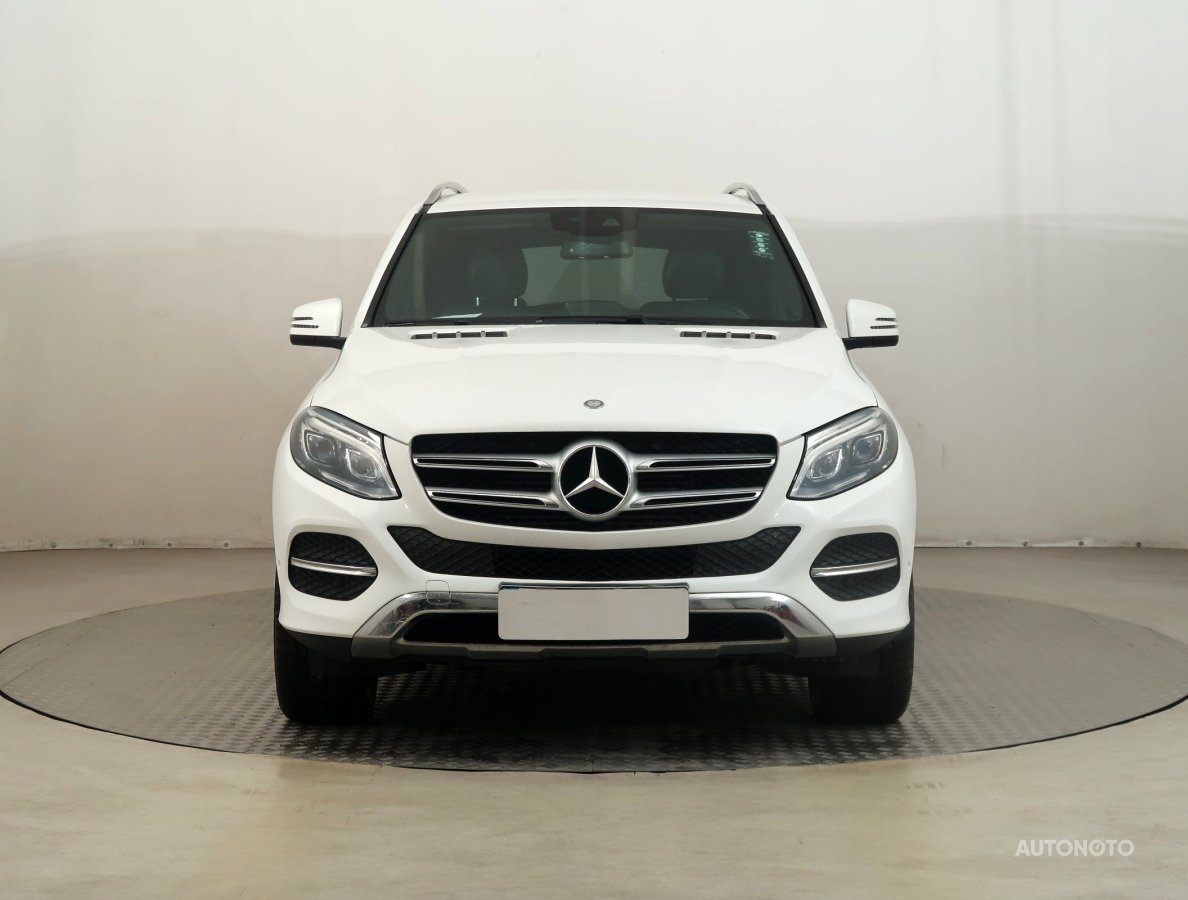 Mercedes-Benz GLE, 2015 - pohled č. 2