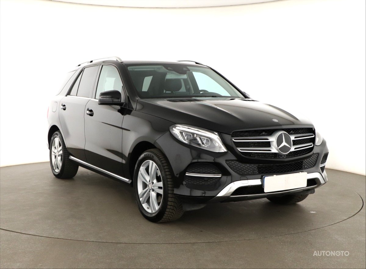 Mercedes-Benz GLE, 2017 - celkový pohled