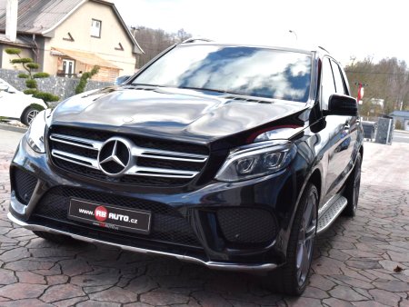 Mercedes-Benz GLE, 2016 - pohled č. 3