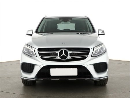 Mercedes-Benz GLE, 2015 - pohled č. 2