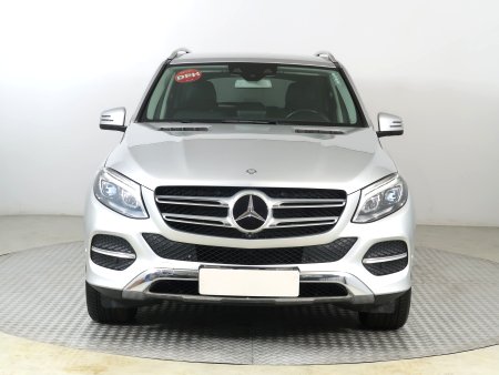 Mercedes-Benz GLE, 2016 - pohled č. 2