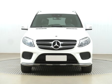 Mercedes-Benz GLE, 2018 - pohled č. 2