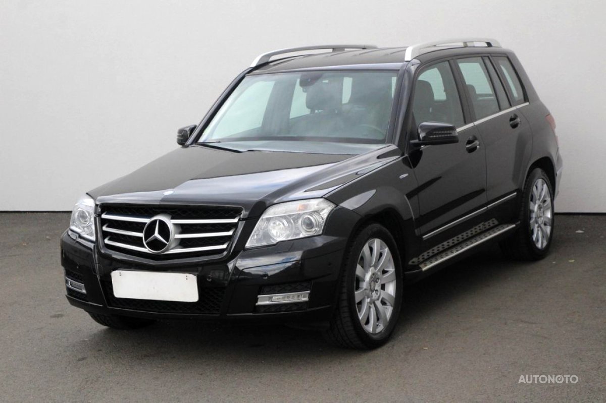 Mercedes-Benz GLK, 2011 - pohled č. 3