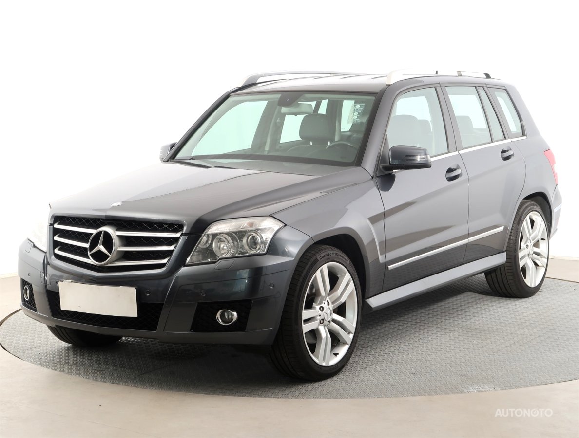 Mercedes-Benz GLK, 2009 - pohled č. 3