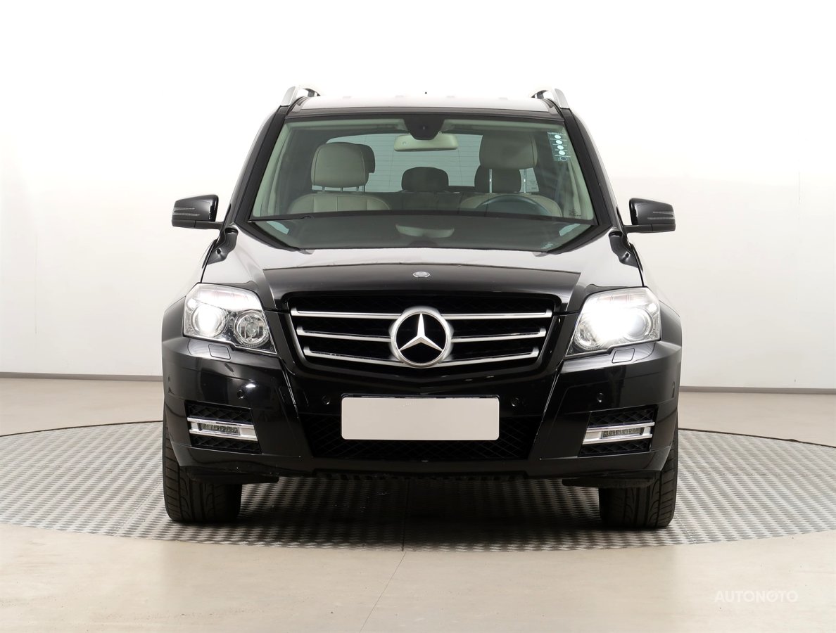 Mercedes-Benz GLK, 2011 - pohled č. 2
