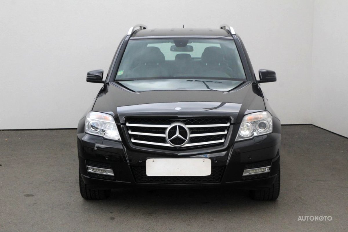 Mercedes-Benz GLK, 2011 - pohled č. 2