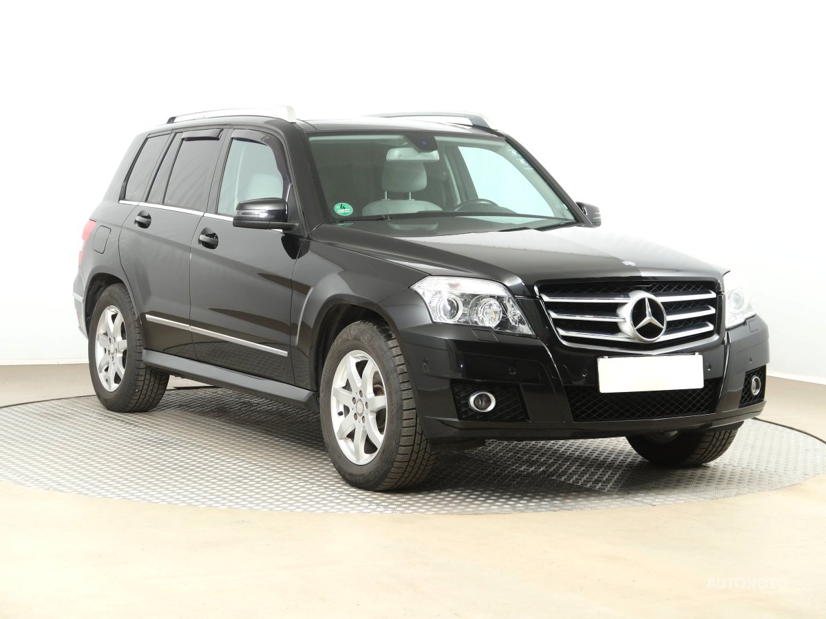 Mercedes-Benz GLK, 2009 - celkový pohled