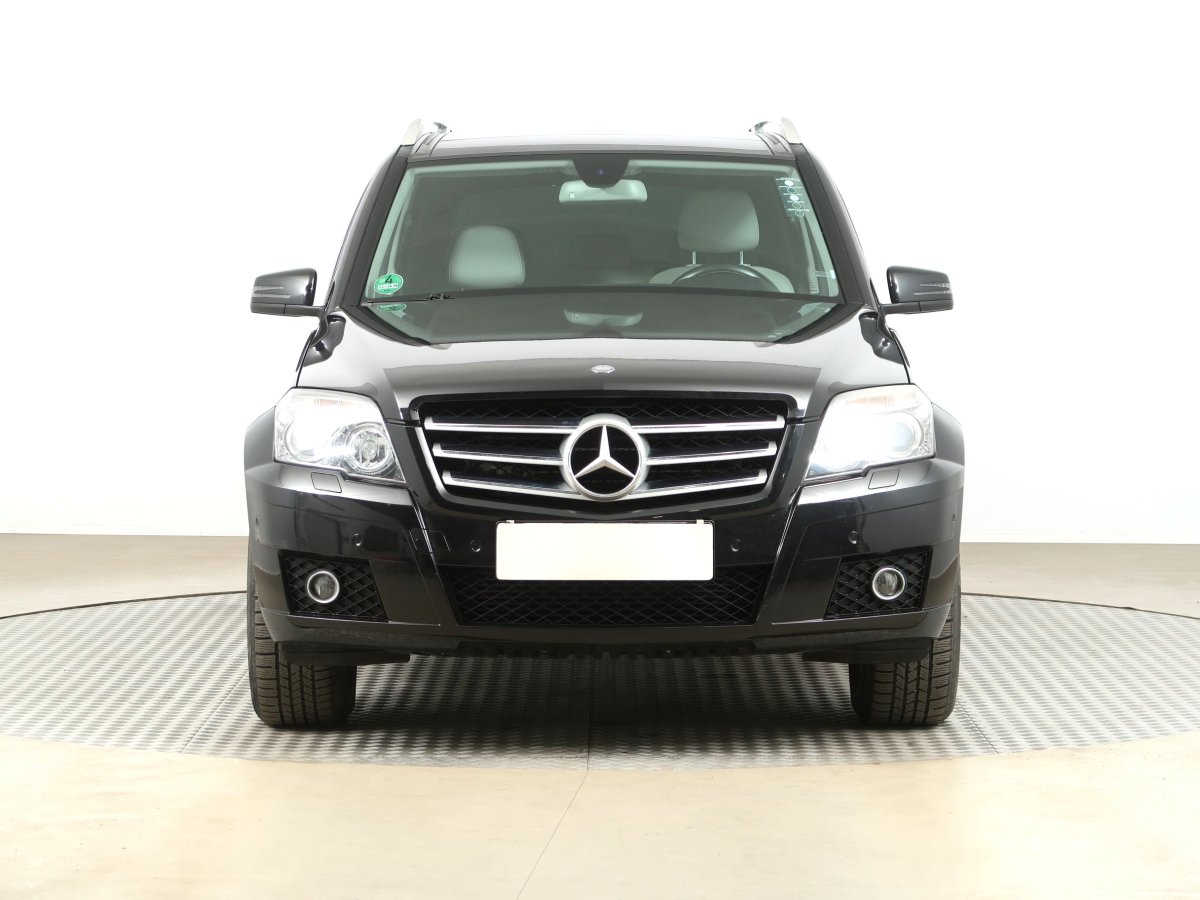 Mercedes-Benz GLK, 2009 - pohled č. 2