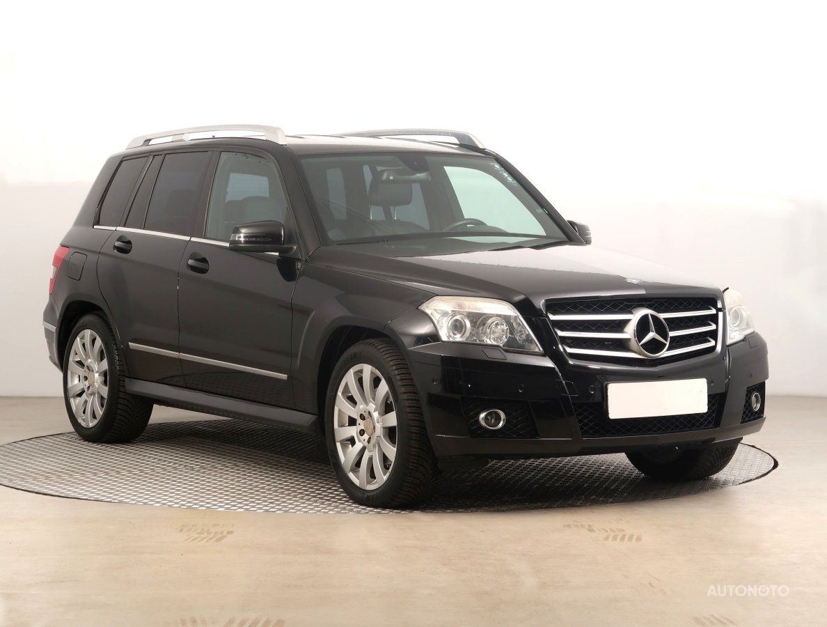 Mercedes-Benz GLK, 2008 - celkový pohled