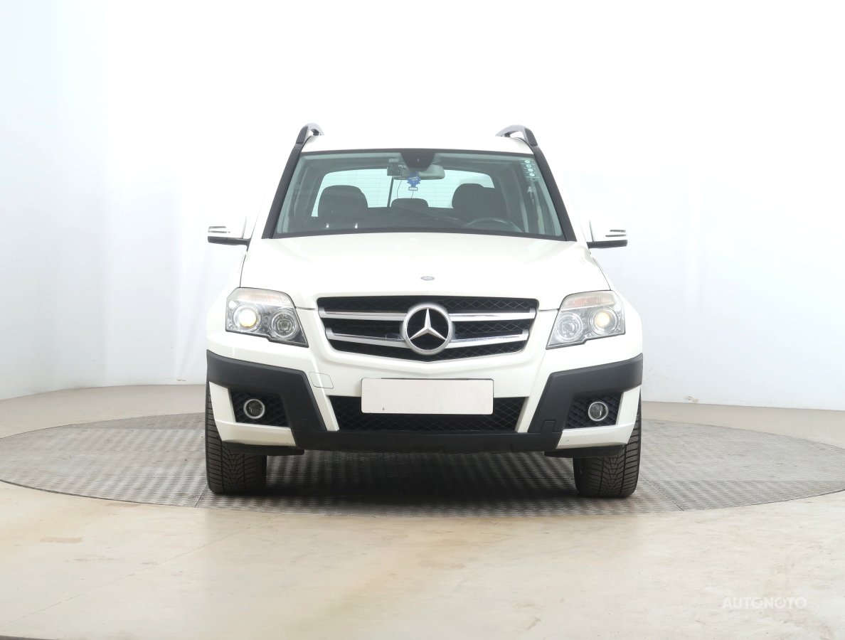 Mercedes-Benz GLK, 2009 - pohled č. 2
