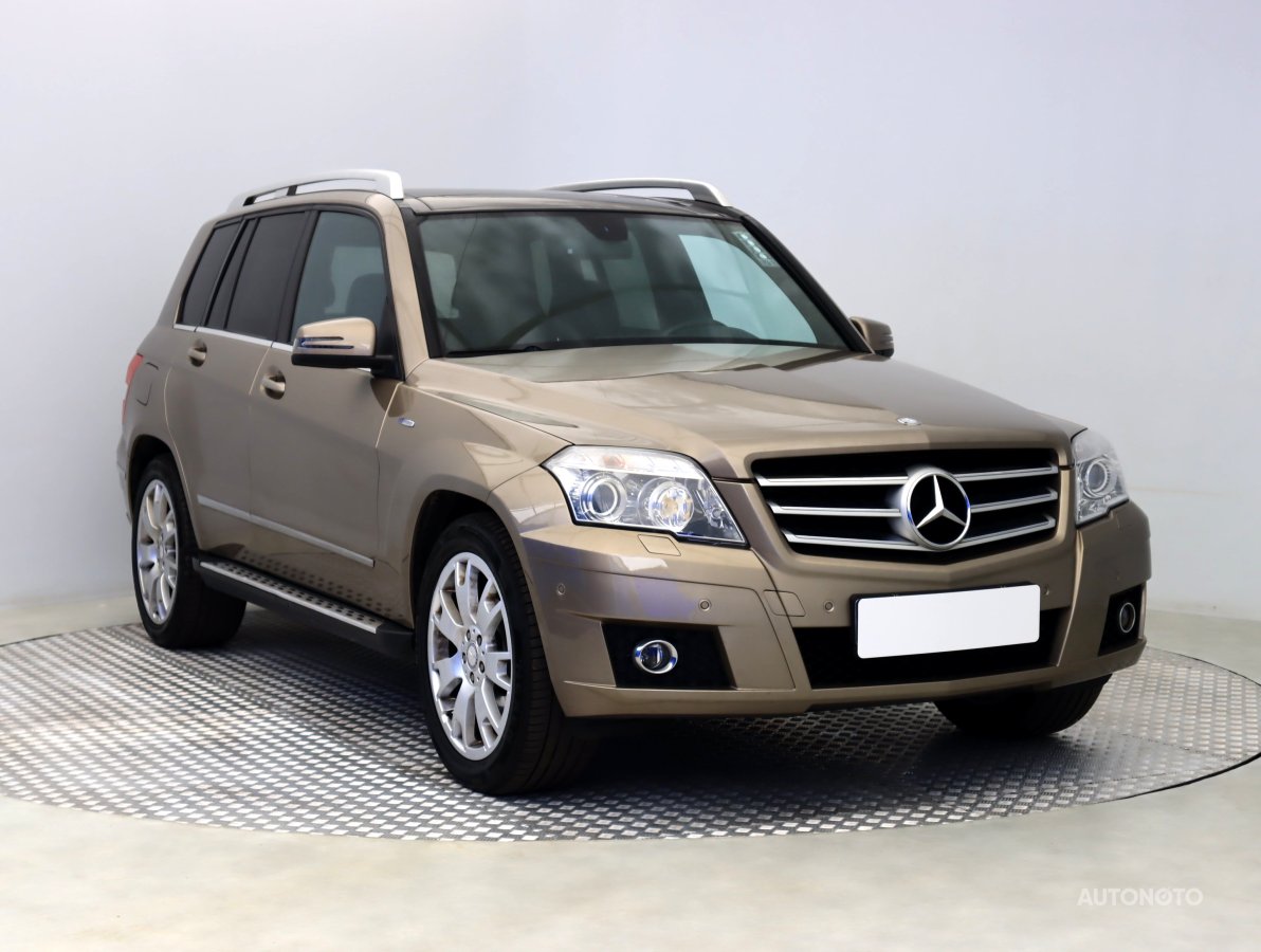 Mercedes-Benz GLK, 2009 - celkový pohled