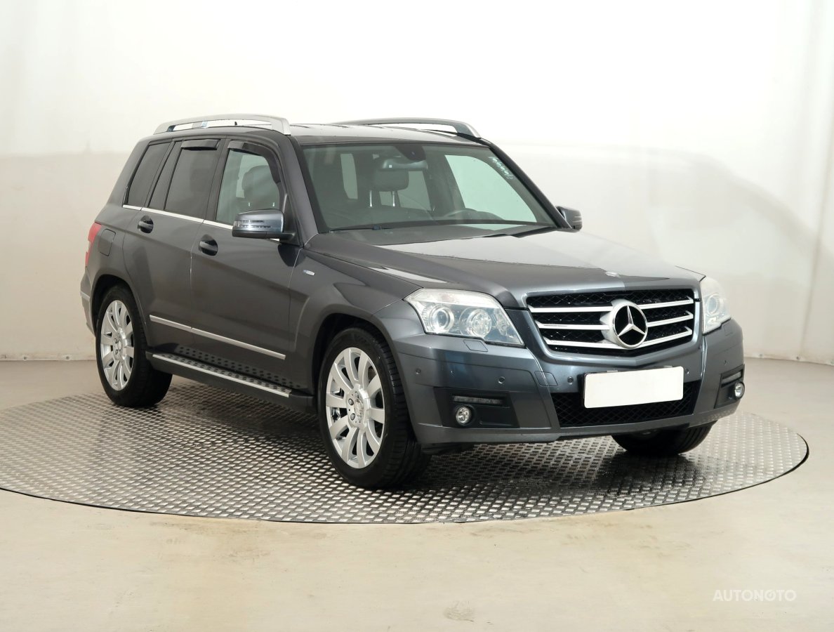 Mercedes-Benz GLK, 2009 - celkový pohled