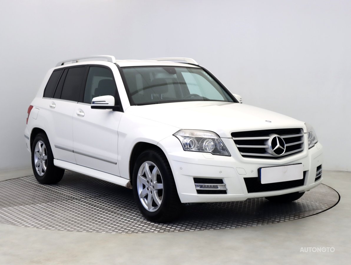 Mercedes-Benz GLK, 2010 - celkový pohled