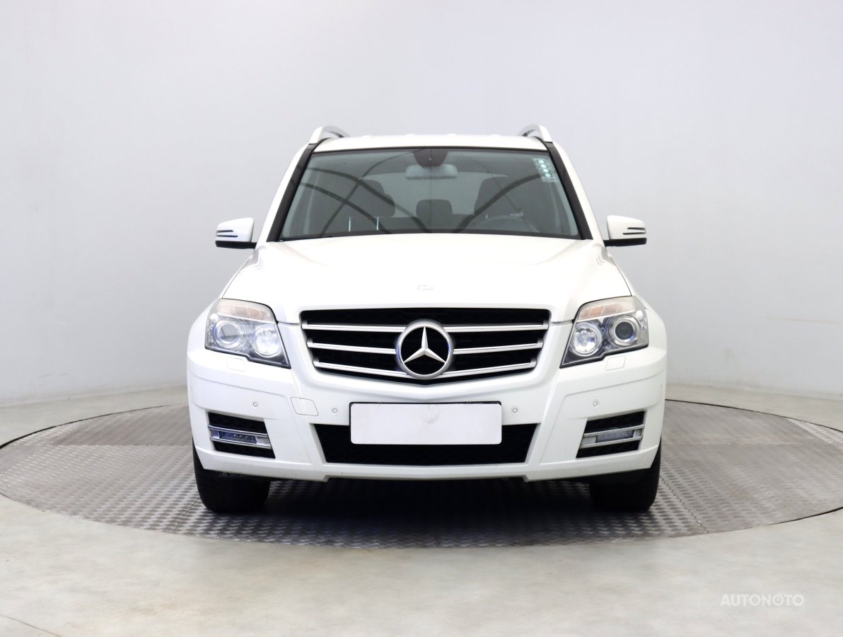 Mercedes-Benz GLK, 2010 - pohled č. 2