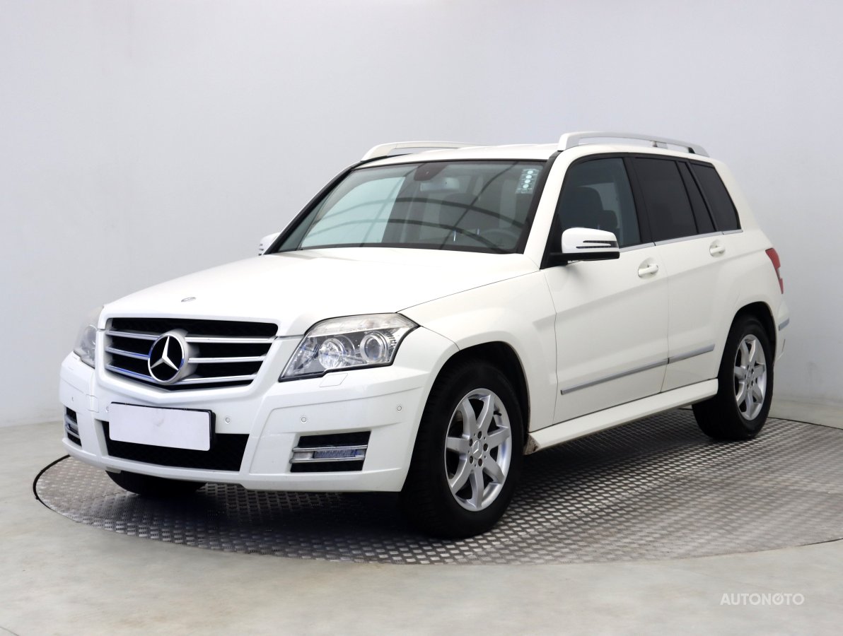 Mercedes-Benz GLK, 2010 - pohled č. 3