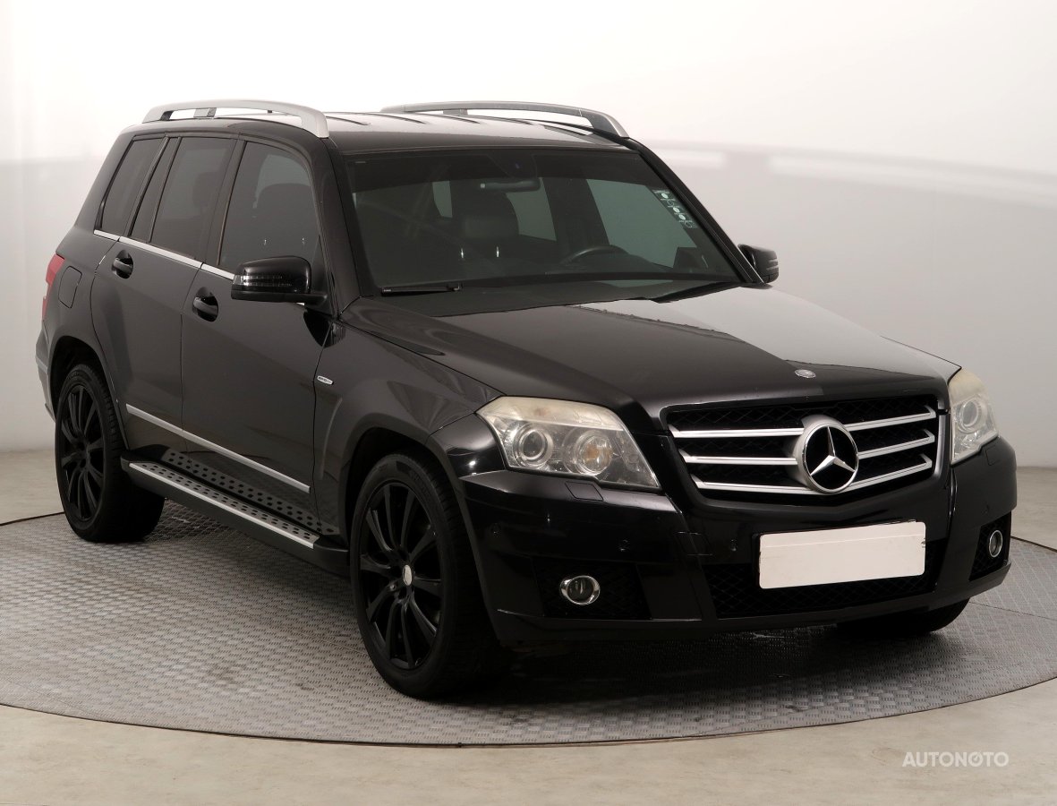 Mercedes-Benz GLK, 2009 - celkový pohled