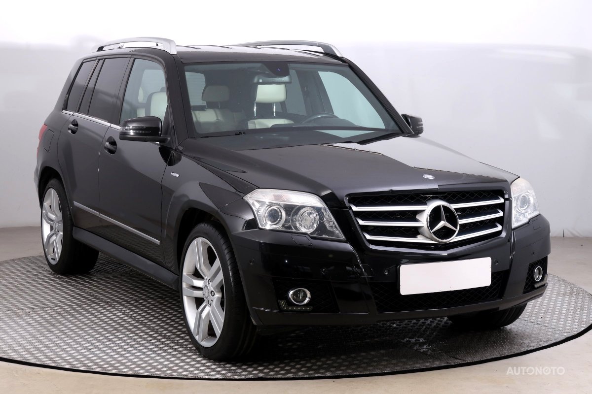 Mercedes-Benz GLK, 2009 - celkový pohled