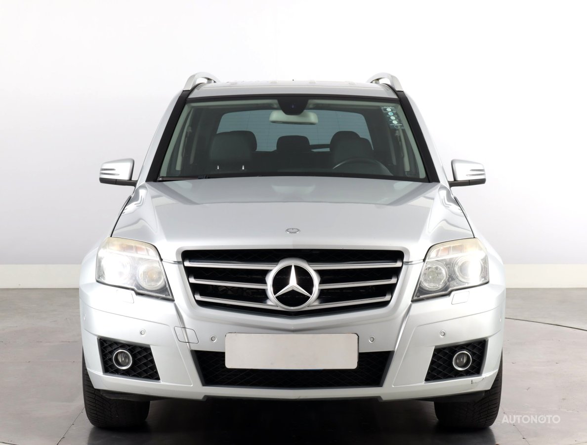 Mercedes-Benz GLK, 2009 - pohled č. 2