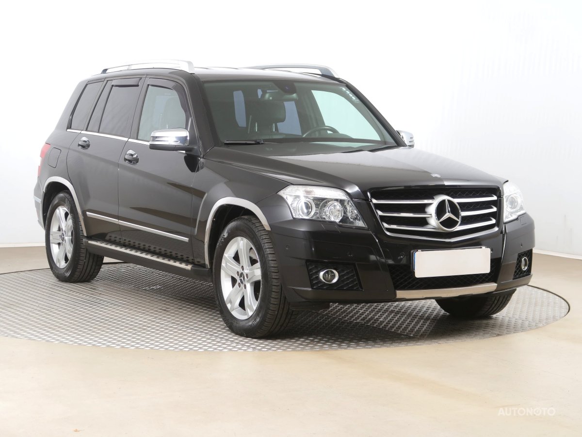 Mercedes-Benz GLK, 2009 - celkový pohled