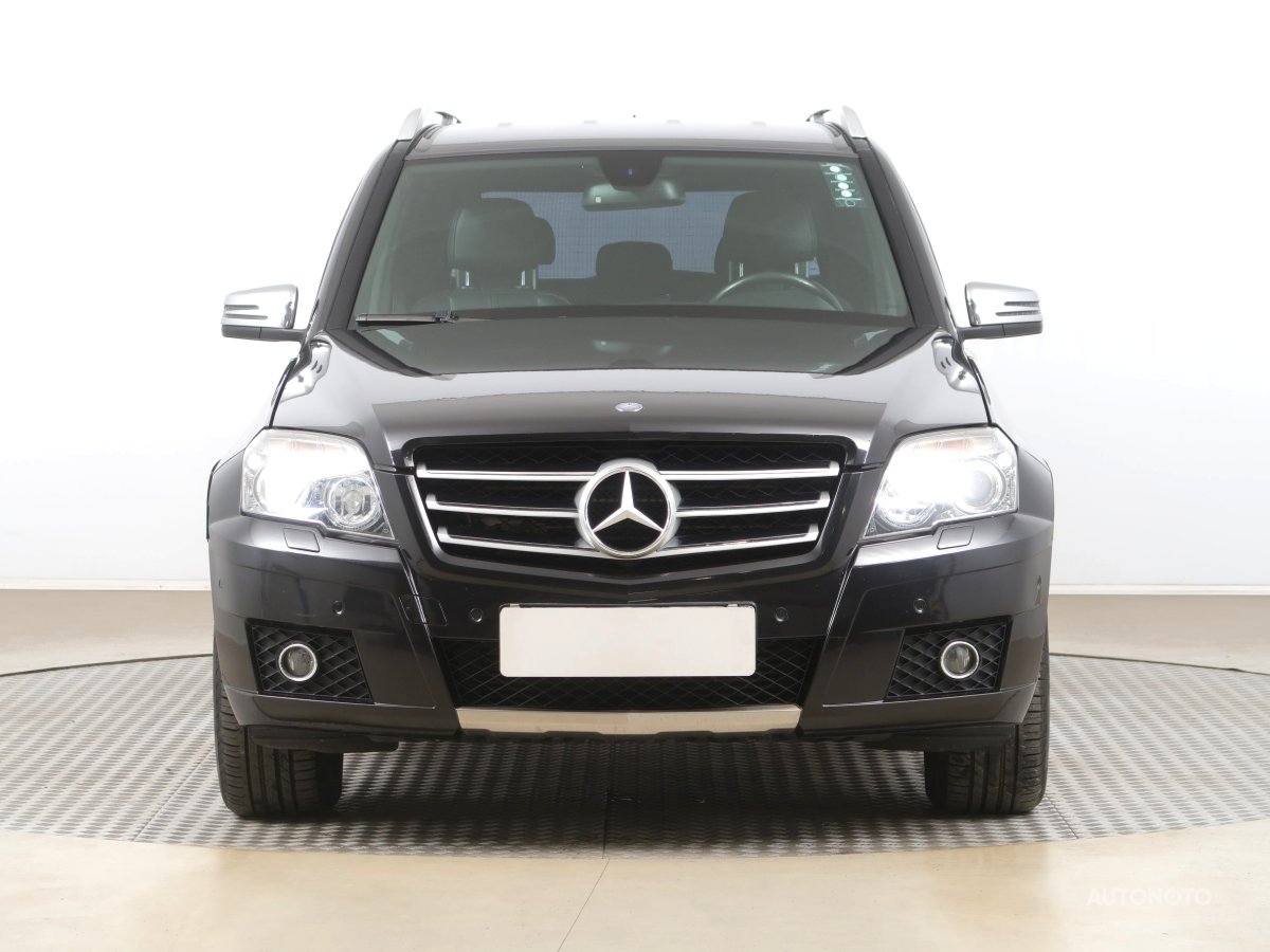 Mercedes-Benz GLK, 2009 - pohled č. 2