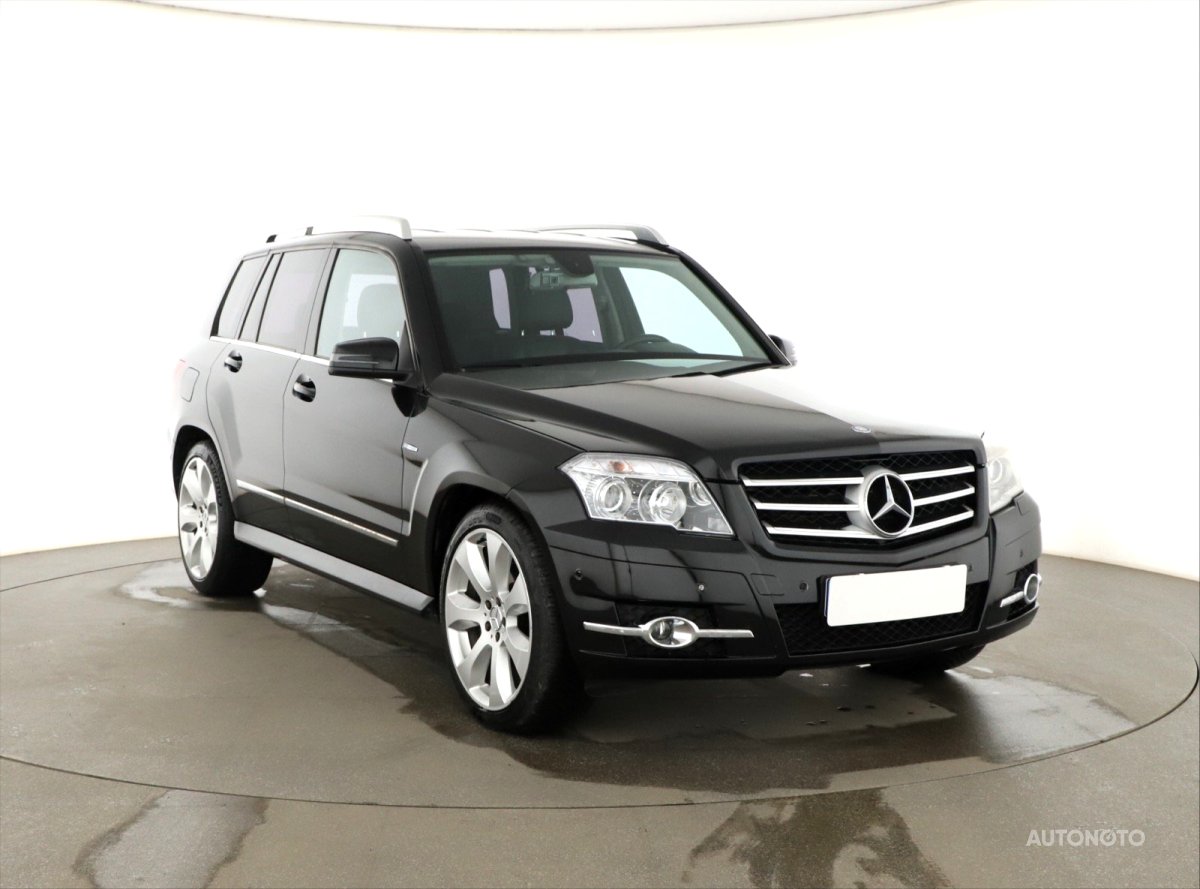 Mercedes-Benz GLK, 2009 - celkový pohled