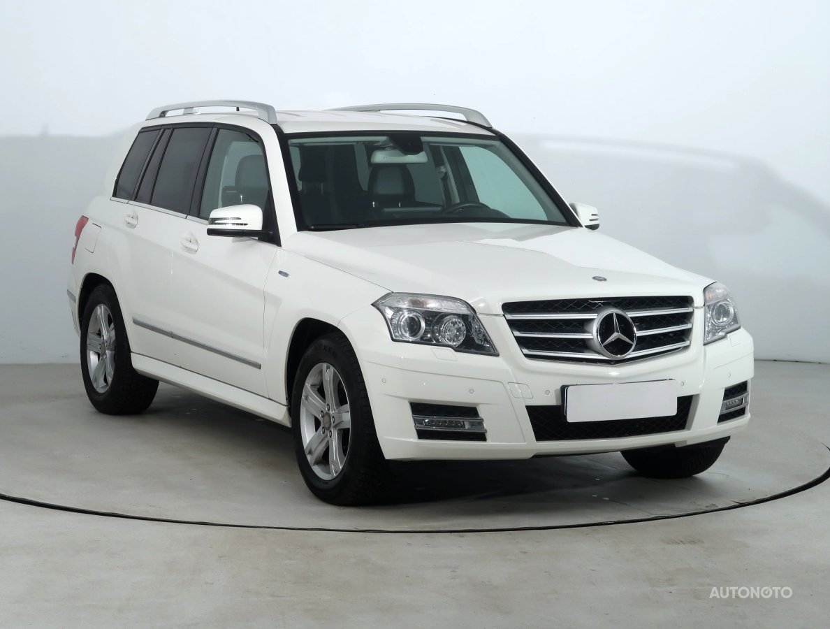 Mercedes-Benz GLK, 2011 - celkový pohled