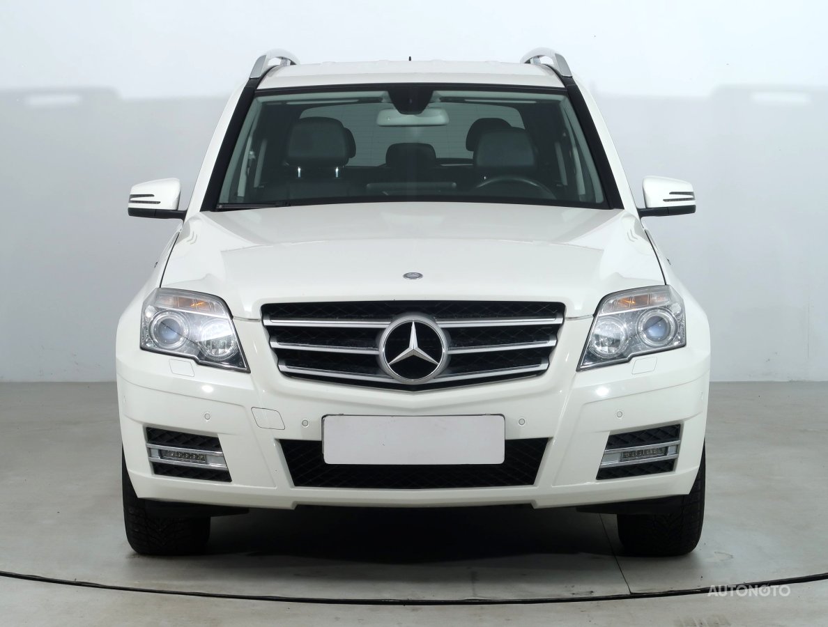 Mercedes-Benz GLK, 2011 - pohled č. 2
