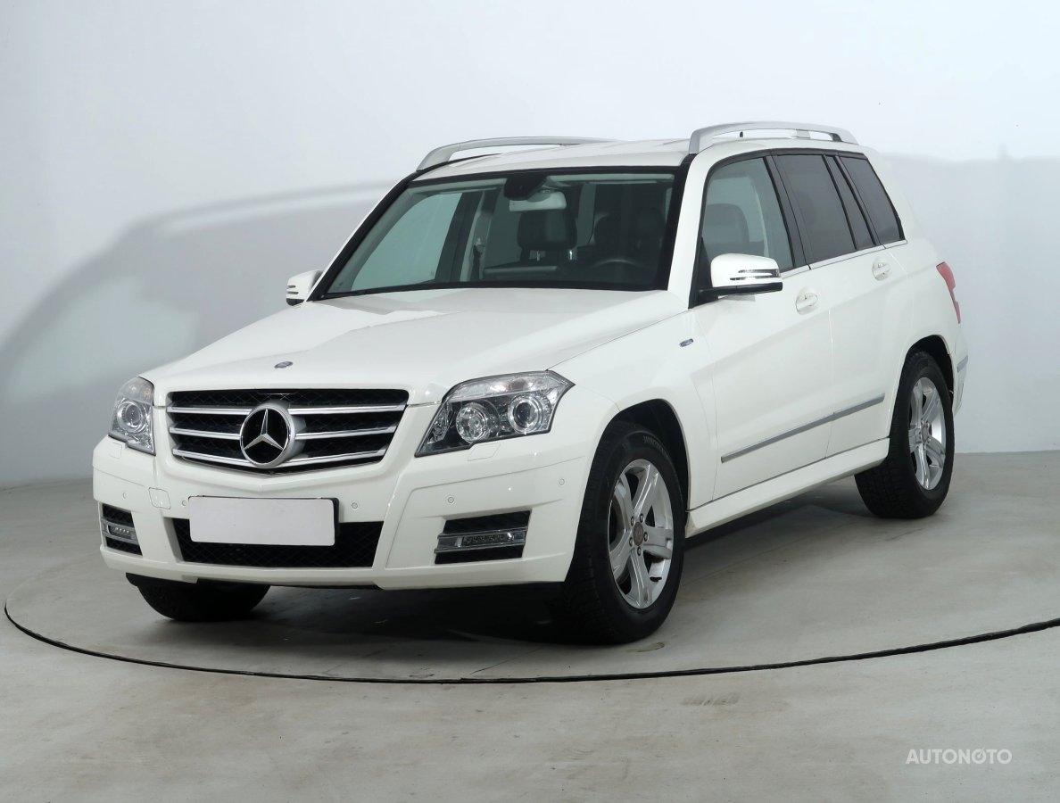 Mercedes-Benz GLK, 2011 - pohled č. 3