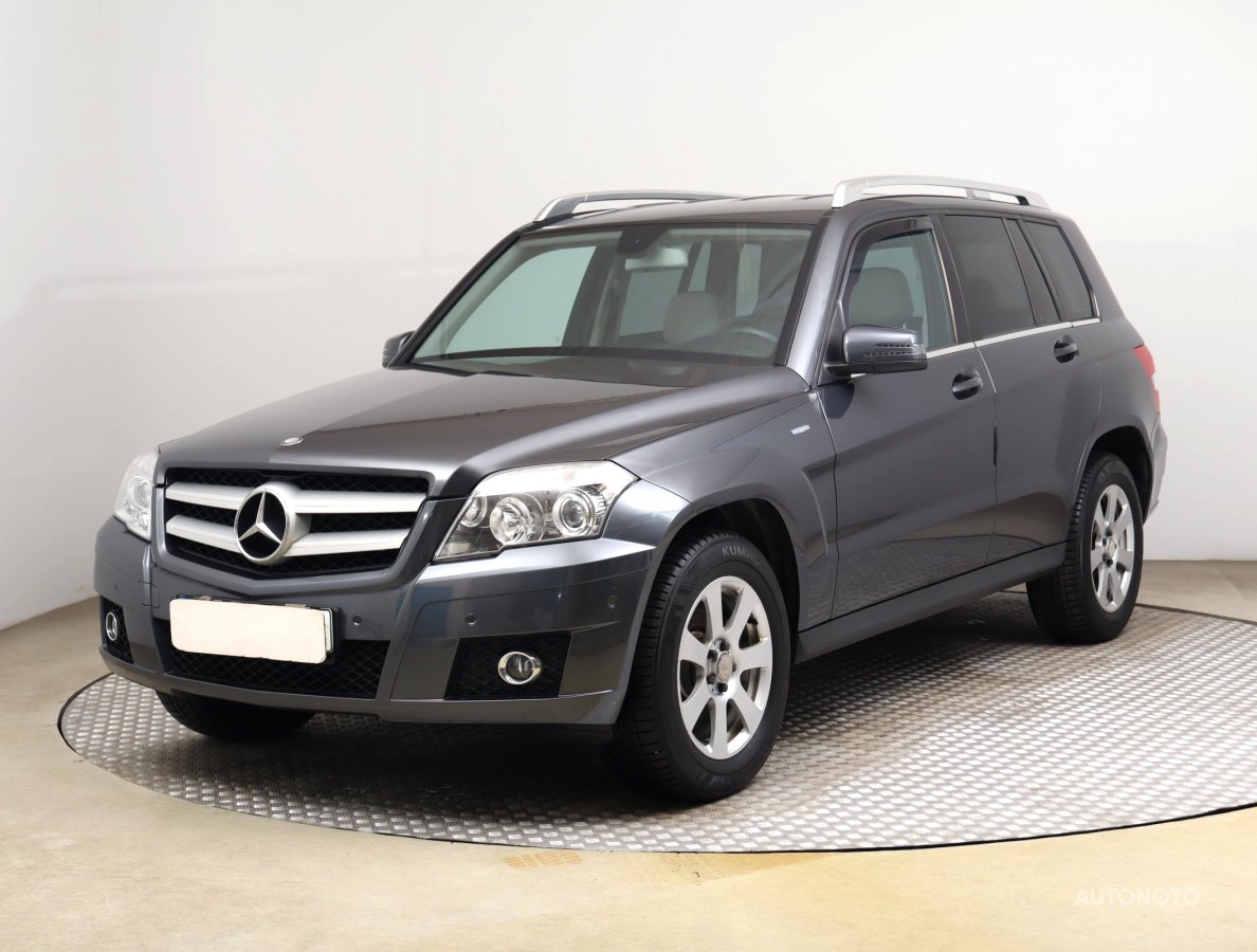 Mercedes-Benz GLK, 2011 - pohled č. 3