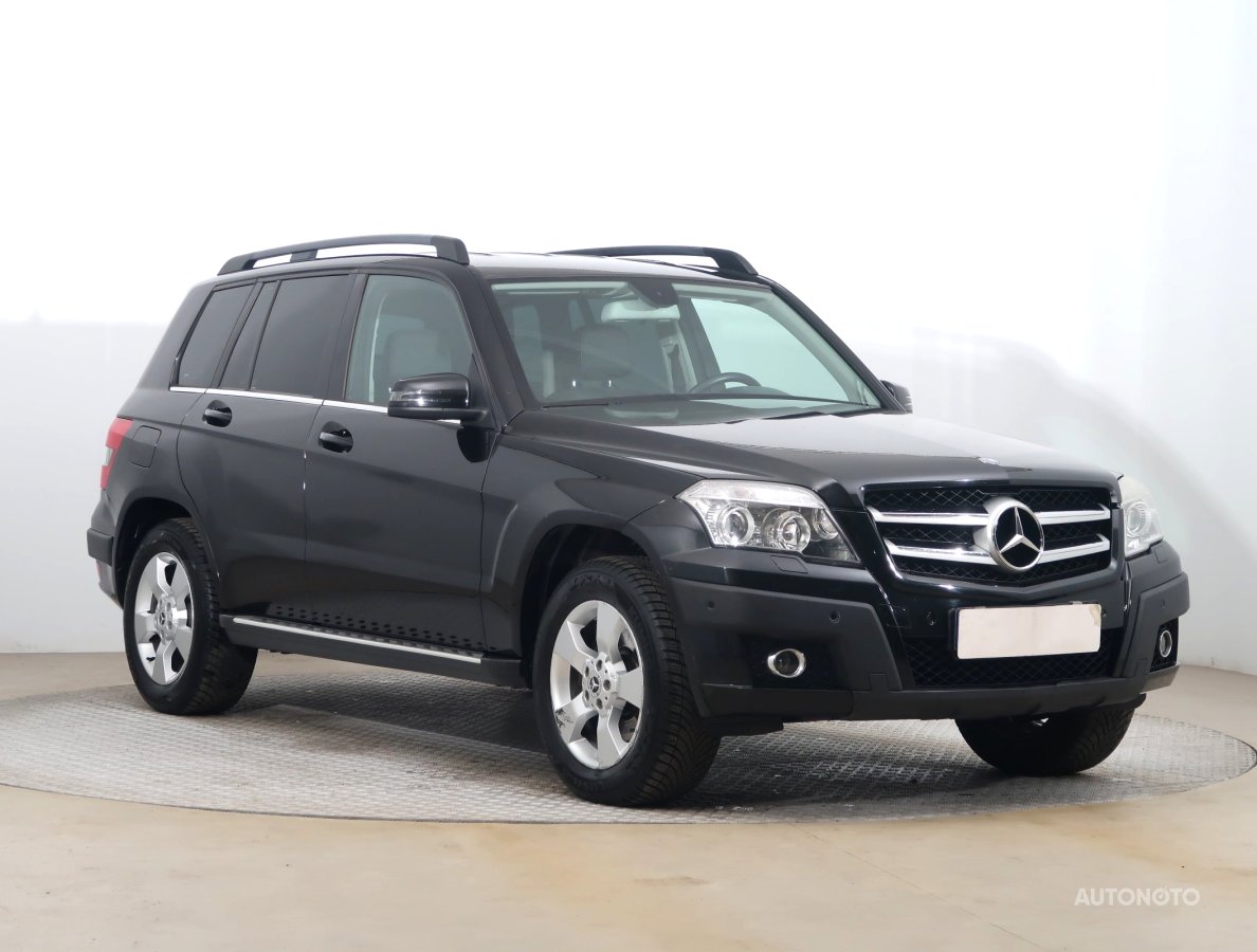 Mercedes-Benz GLK, 2008 - celkový pohled