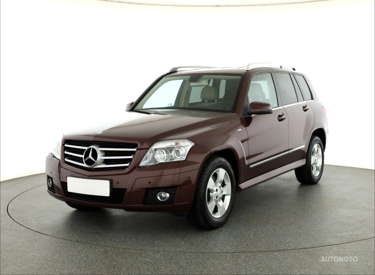 Mercedes-Benz GLK, 2010 - pohled č. 3
