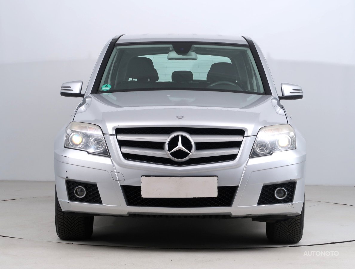 Mercedes-Benz GLK, 2009 - pohled č. 2