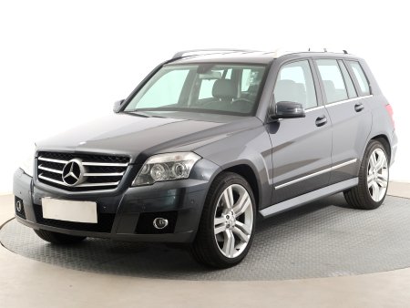Mercedes-Benz GLK, 2009 - pohled č. 3