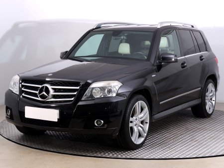 Mercedes-Benz GLK, 2009 - pohled č. 3