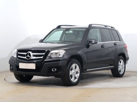 Mercedes-Benz GLK, 2008 - pohled č. 3